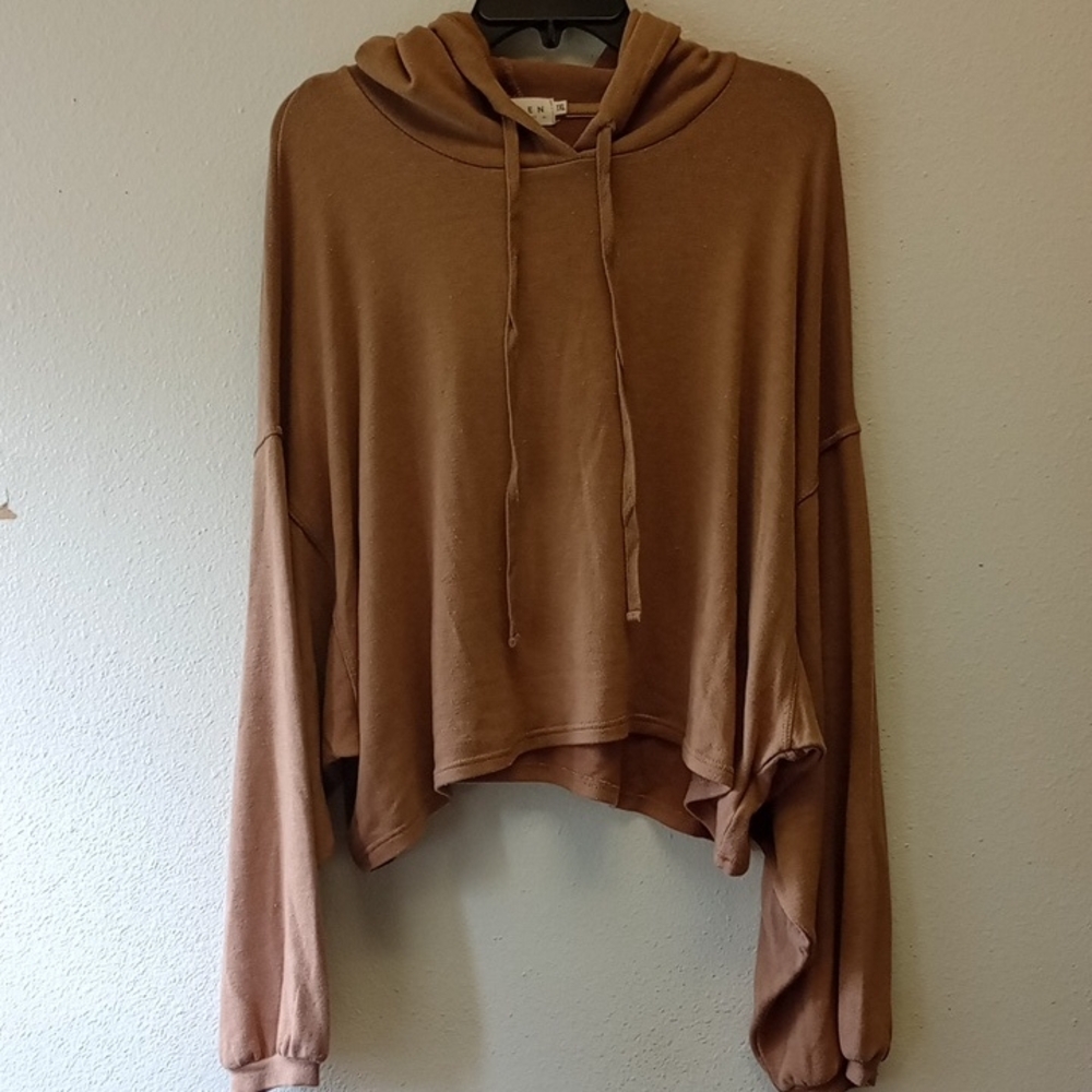 Risen Los Angeles Crop Hooded Sweatshirt Bellsleeve Soft Cozy Athletic Size 1XL